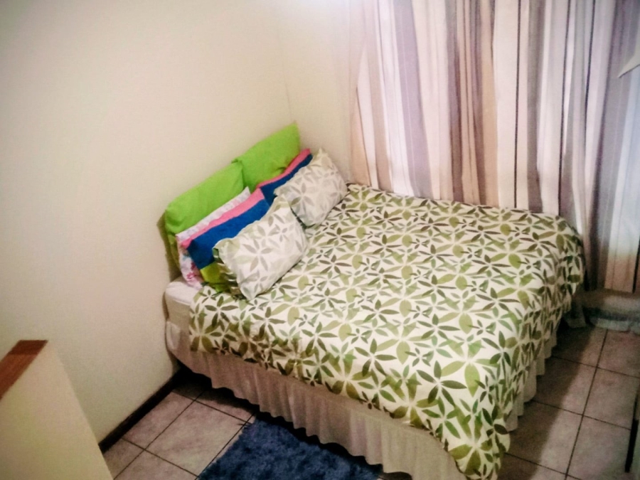 2 Bedroom Property for Sale in Pretoria North Gauteng