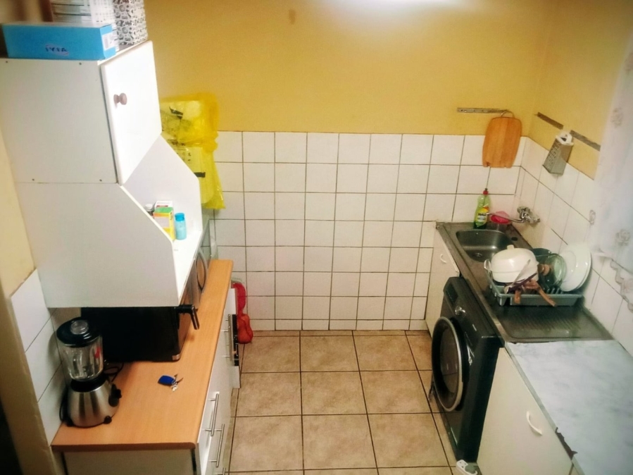 2 Bedroom Property for Sale in Pretoria North Gauteng