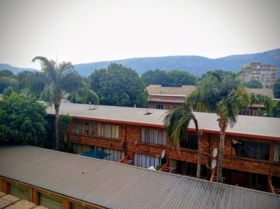 2 Bedroom Property for Sale in Pretoria North Gauteng