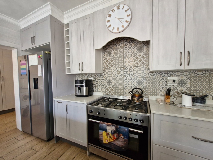 3 Bedroom Property for Sale in Parkrand Gauteng