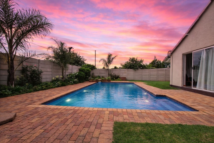 3 Bedroom Property for Sale in Parkrand Gauteng