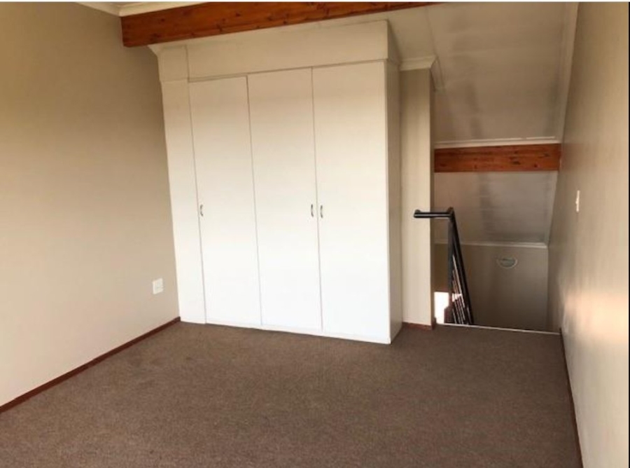 2 Bedroom Property for Sale in Edenvale Central Gauteng