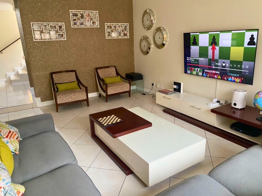 3 Bedroom Property for Sale in Vorna Valley Gauteng