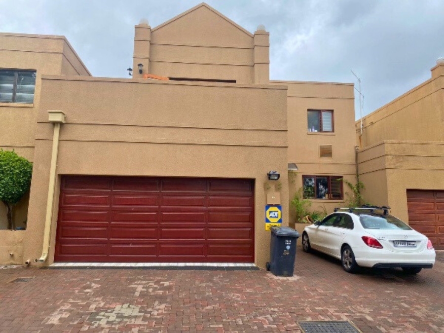 3 Bedroom Property for Sale in Vorna Valley Gauteng