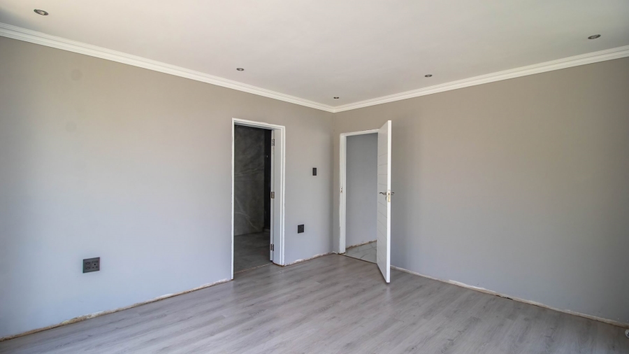 3 Bedroom Property for Sale in Serengeti Lifestyle Estate Gauteng