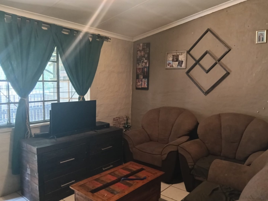 5 Bedroom Property for Sale in Danville Gauteng