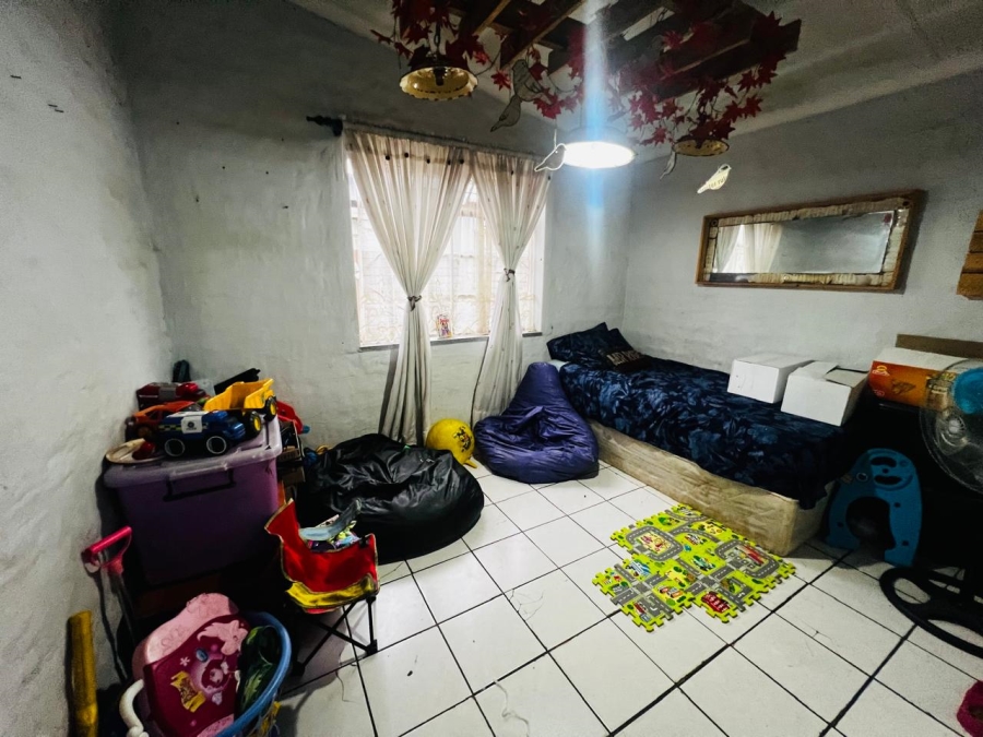 5 Bedroom Property for Sale in Danville Gauteng