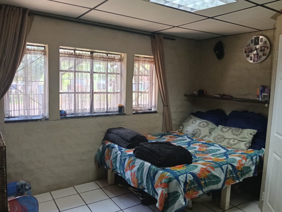 5 Bedroom Property for Sale in Danville Gauteng
