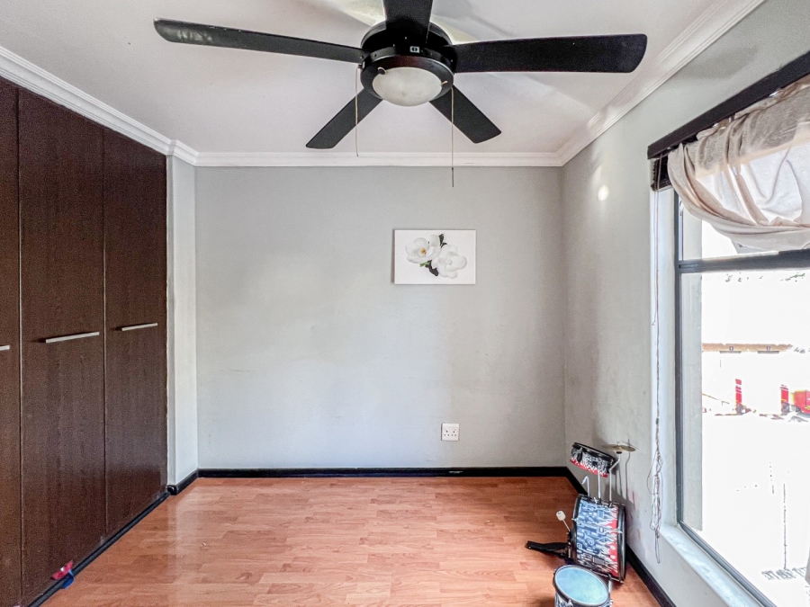 2 Bedroom Property for Sale in Solheim Gauteng