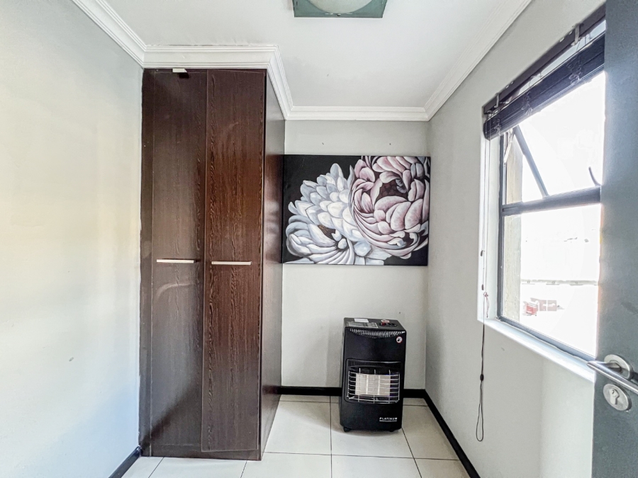 2 Bedroom Property for Sale in Solheim Gauteng