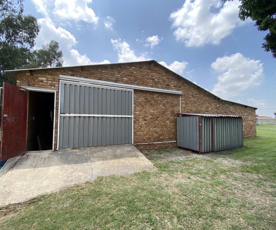  Bedroom Property for Sale in Benoni AH Gauteng