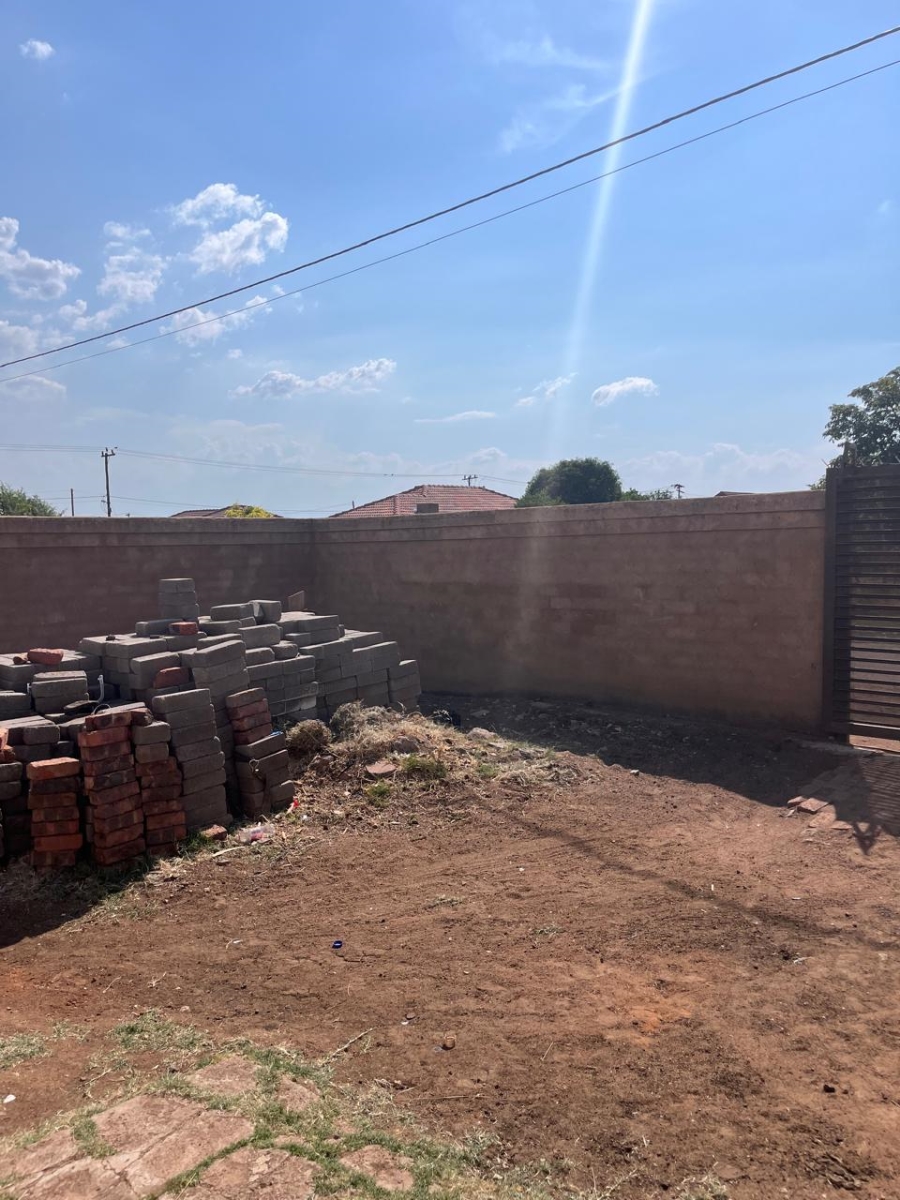 2 Bedroom Property for Sale in Ga-Rankuwa Unit 6 Gauteng