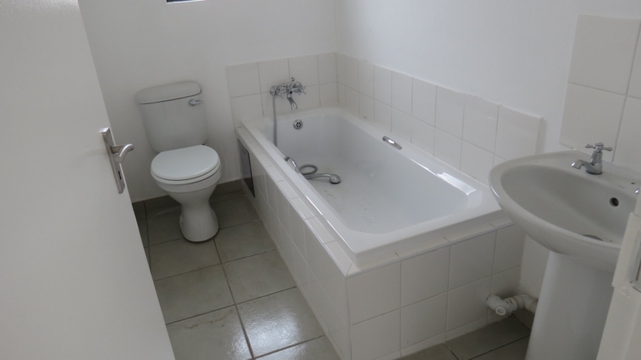 2 Bedroom Property for Sale in Windmill Park Gauteng