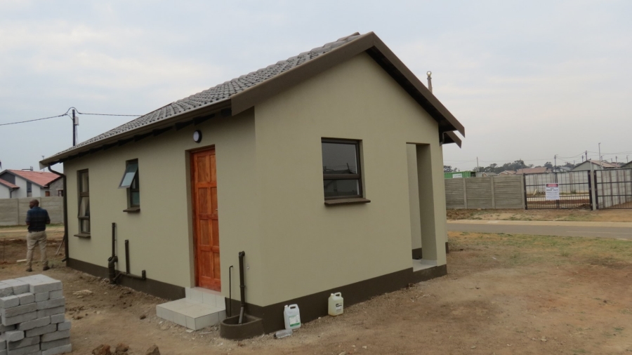 2 Bedroom Property for Sale in Windmill Park Gauteng