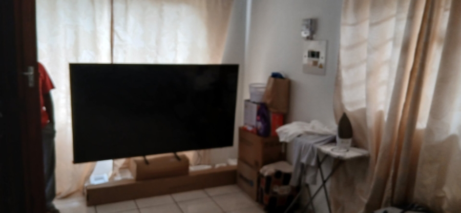 To Let 1 Bedroom Property for Rent in Randpark Gauteng