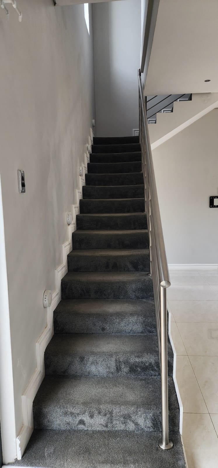 To Let 2 Bedroom Property for Rent in Waterfall Gauteng