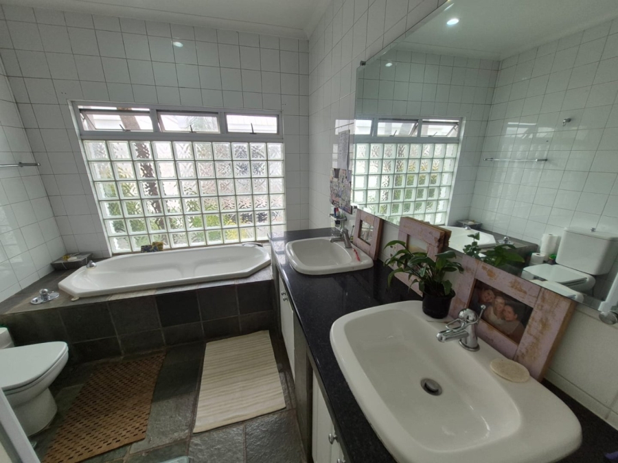 To Let 4 Bedroom Property for Rent in Centurion Golf Estate Gauteng