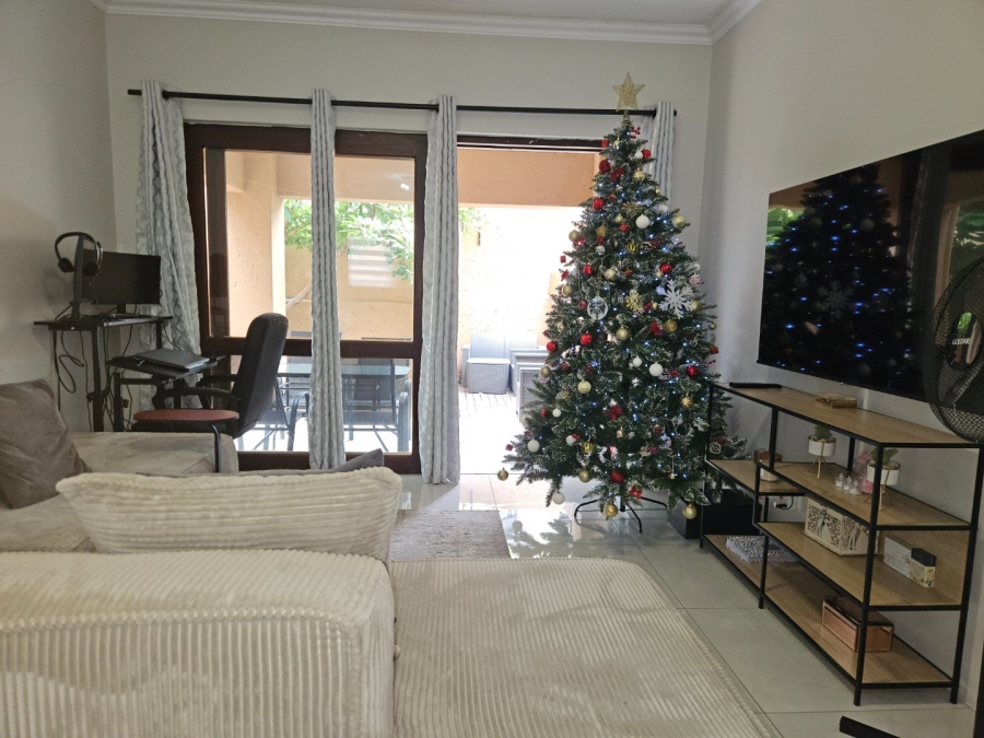 To Let 1 Bedroom Property for Rent in Douglasdale Gauteng