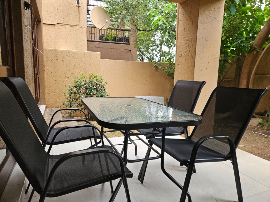 To Let 1 Bedroom Property for Rent in Douglasdale Gauteng