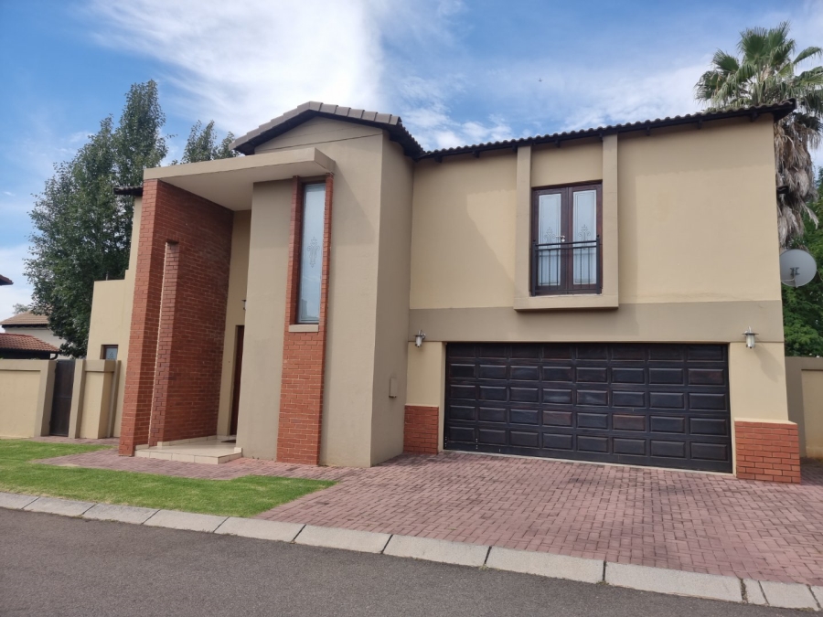 3 Bedroom Property for Sale in Celtisdal Gauteng