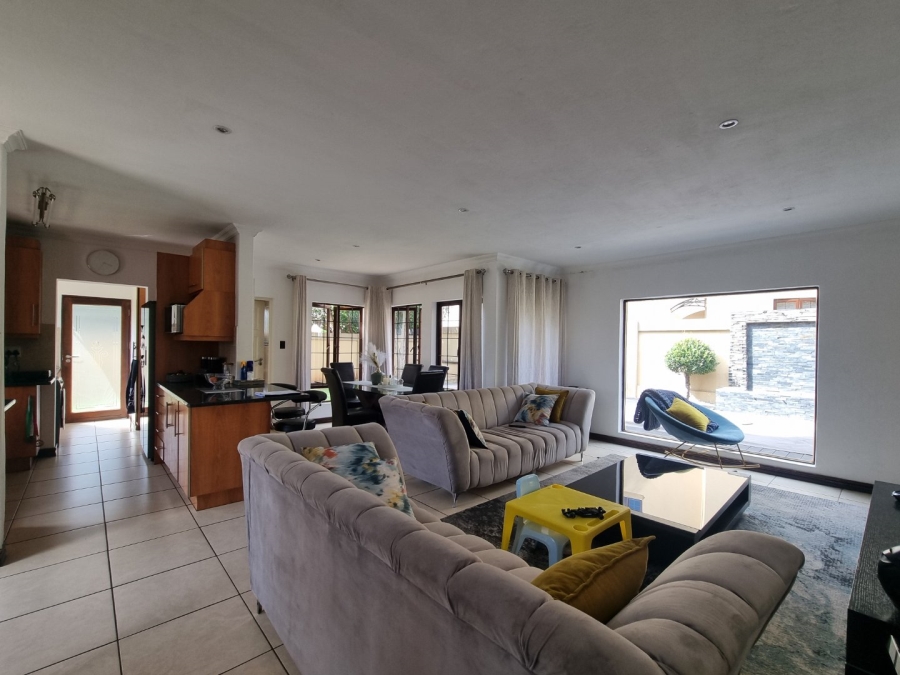 3 Bedroom Property for Sale in Celtisdal Gauteng