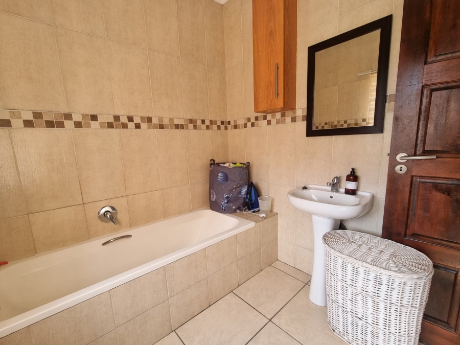 3 Bedroom Property for Sale in Celtisdal Gauteng