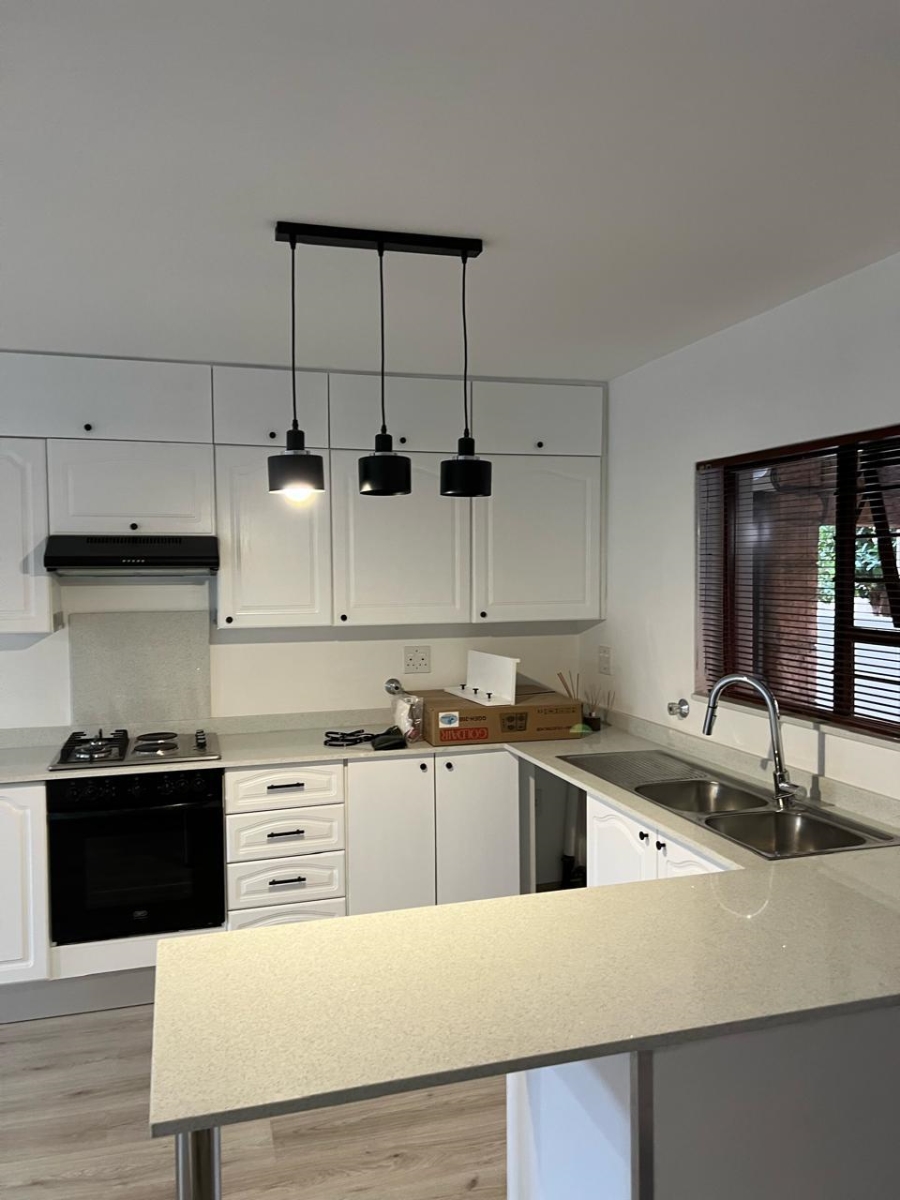 1 Bedroom Property for Sale in Morningside Gauteng