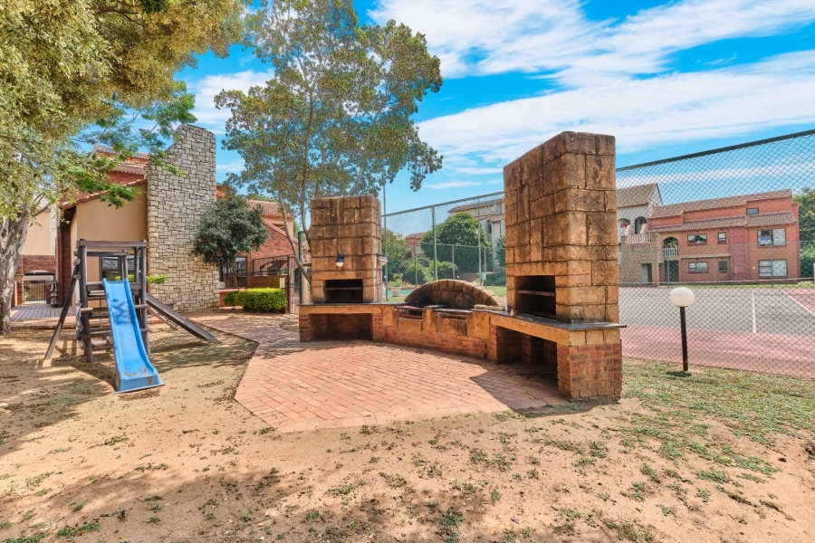 1 Bedroom Property for Sale in Morningside Gauteng