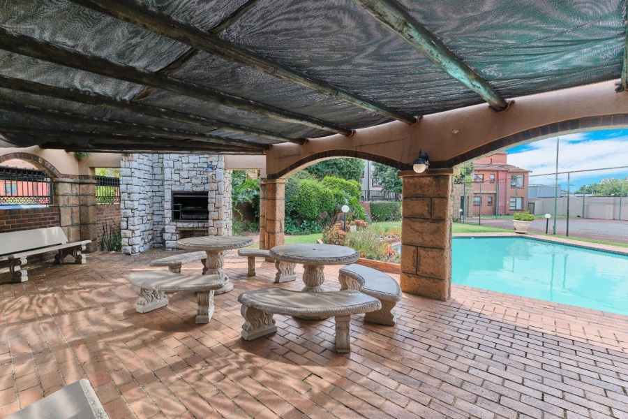 1 Bedroom Property for Sale in Morningside Gauteng