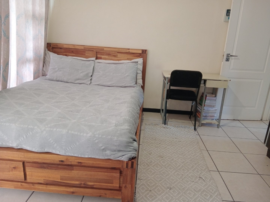 To Let 2 Bedroom Property for Rent in Oakdene Gauteng