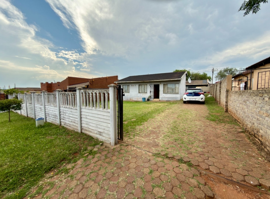 3 Bedroom Property for Sale in Lenasia Ext 1 Gauteng