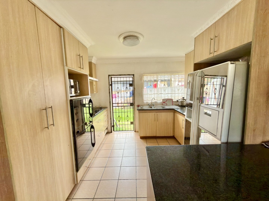3 Bedroom Property for Sale in Lenasia Ext 1 Gauteng