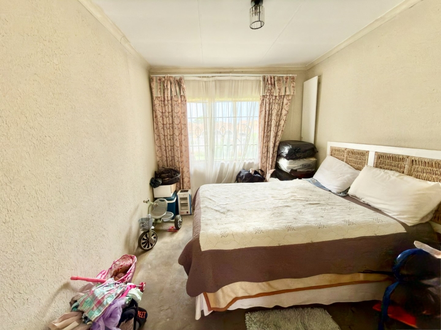 3 Bedroom Property for Sale in Lenasia Ext 1 Gauteng