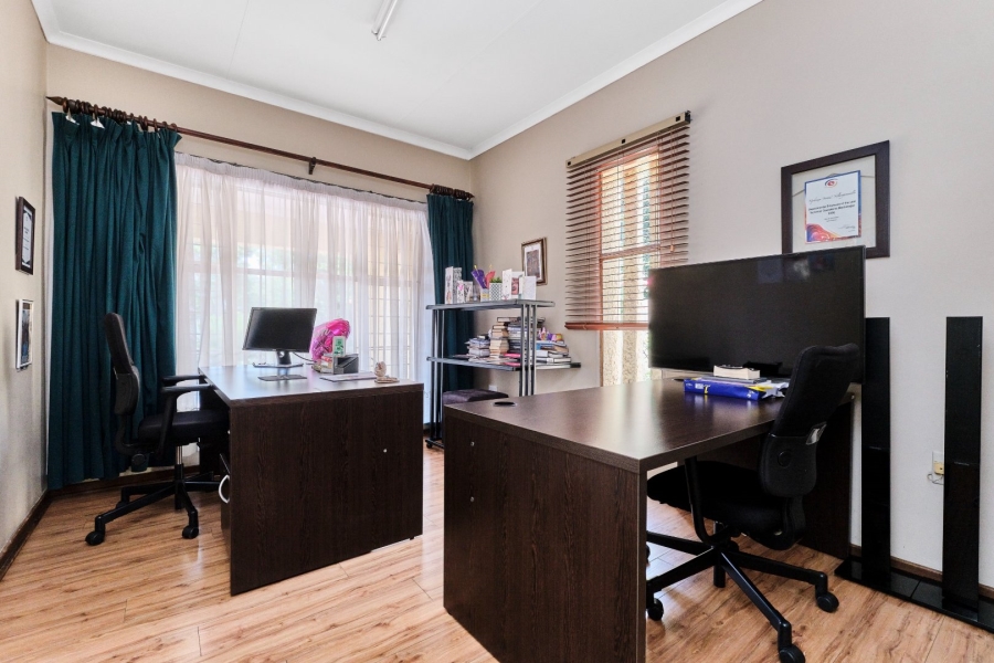 3 Bedroom Property for Sale in Malanshof Gauteng