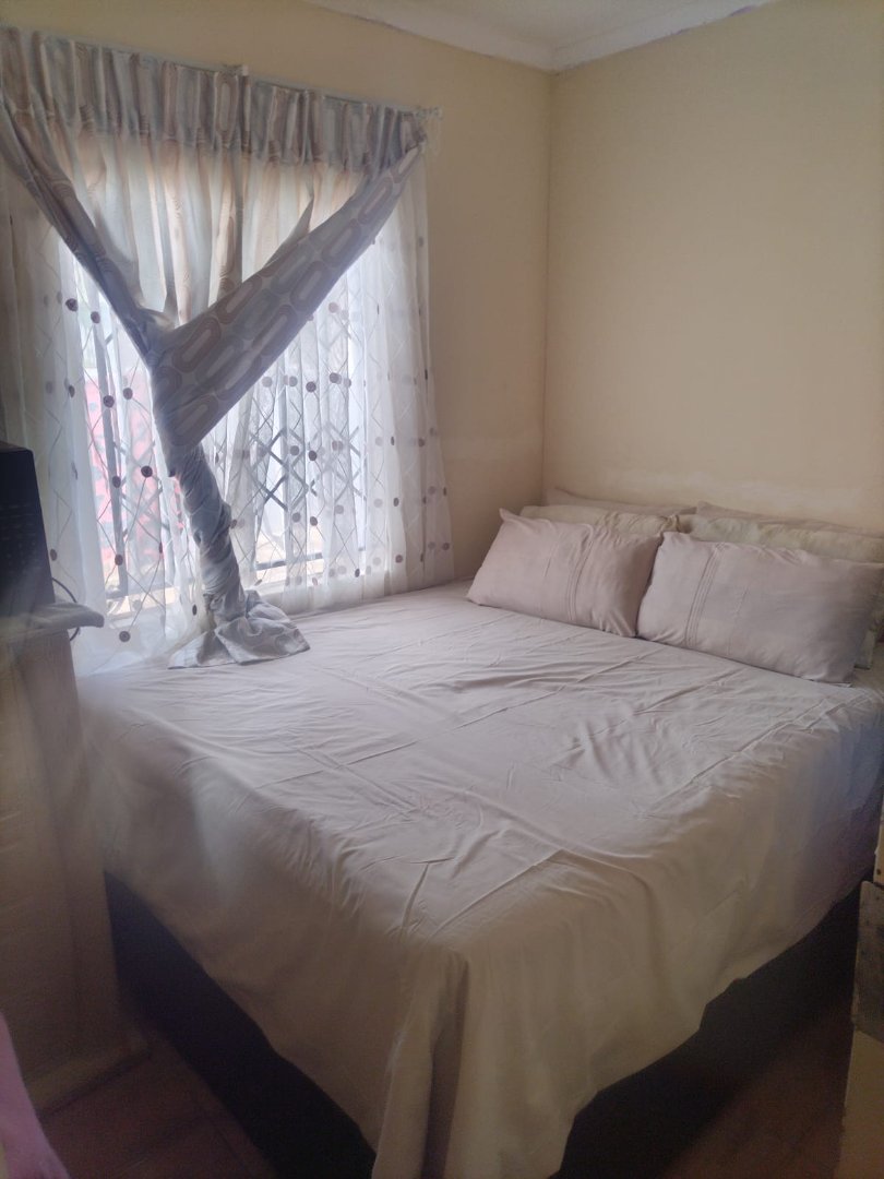 2 Bedroom Property for Sale in Dawn Park Gauteng