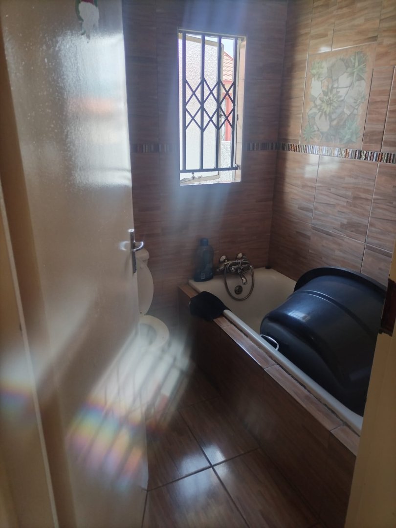 2 Bedroom Property for Sale in Dawn Park Gauteng