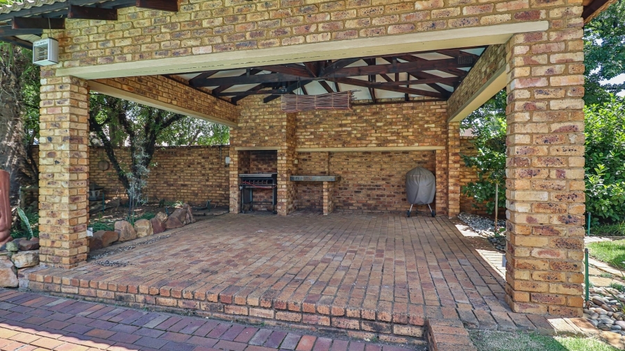 4 Bedroom Property for Sale in Sunward Park Gauteng