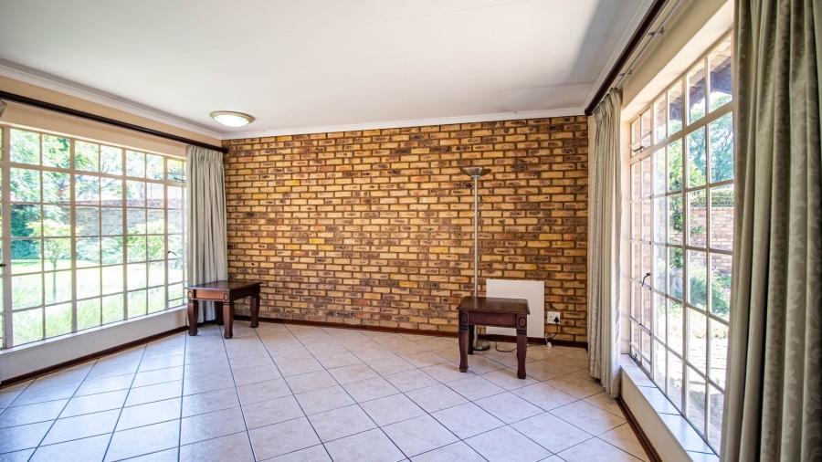 4 Bedroom Property for Sale in Sunward Park Gauteng
