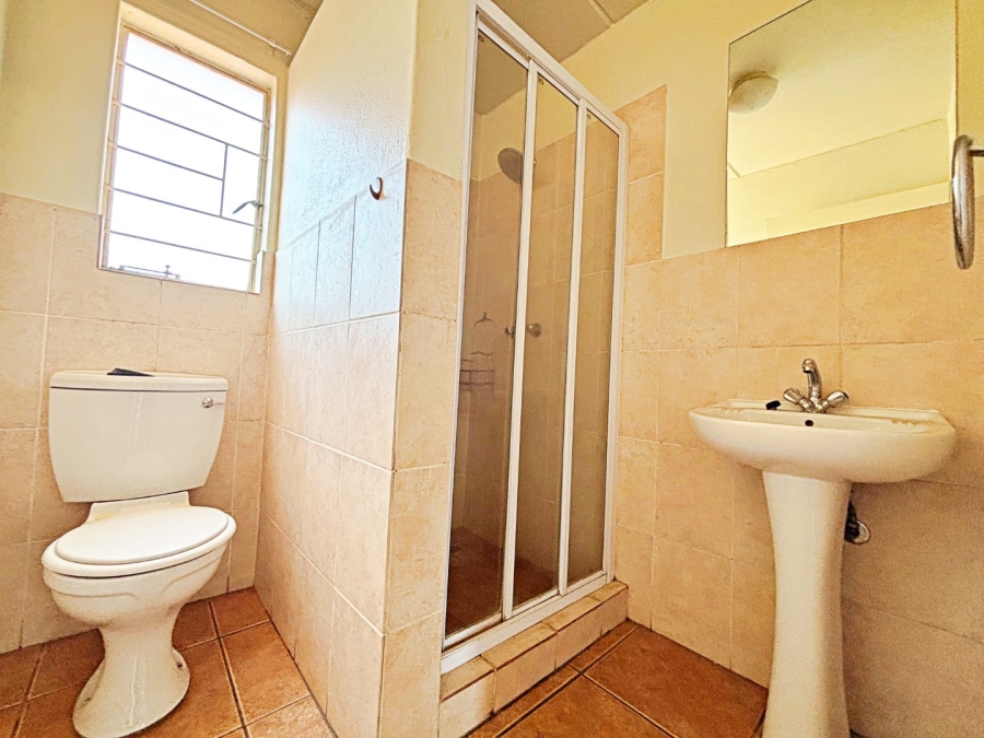 2 Bedroom Property for Sale in Clubview Gauteng