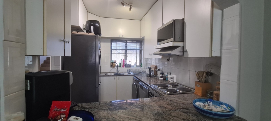 2 Bedroom Property for Sale in Morningside Gauteng