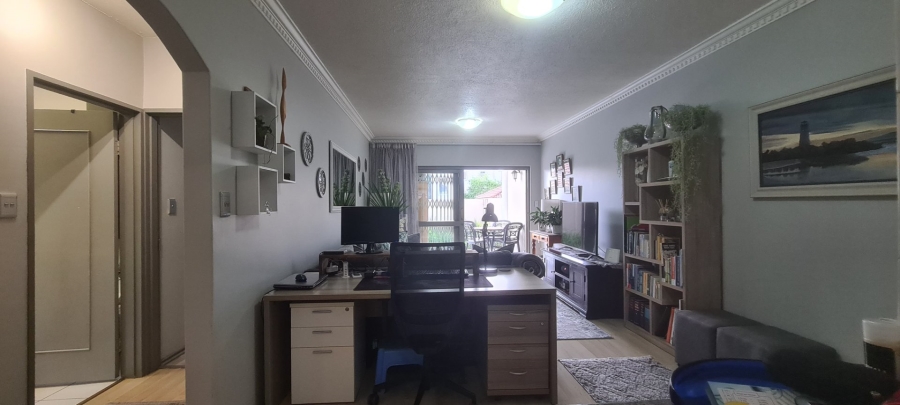 2 Bedroom Property for Sale in Morningside Gauteng