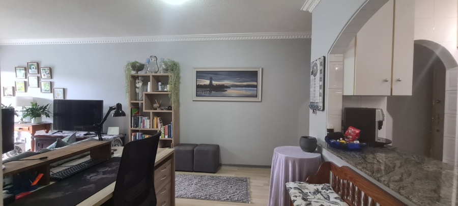 2 Bedroom Property for Sale in Morningside Gauteng