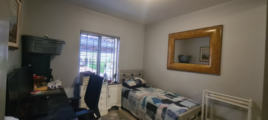 2 Bedroom Property for Sale in Morningside Gauteng