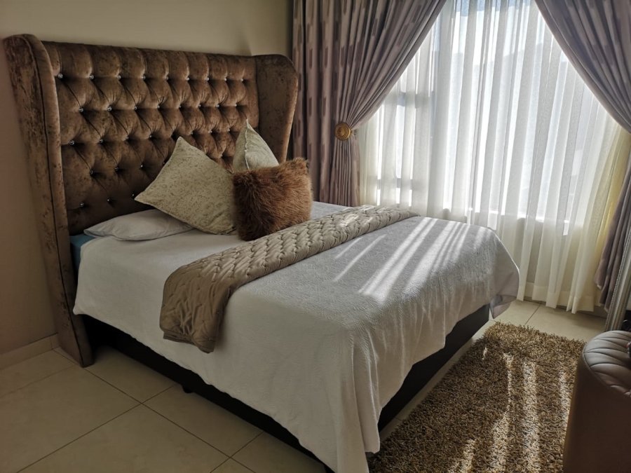 2 Bedroom Property for Sale in Waterstone Park Gauteng