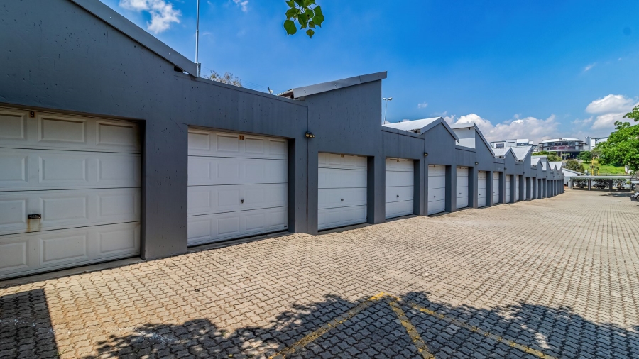 2 Bedroom Property for Sale in Waterstone Park Gauteng