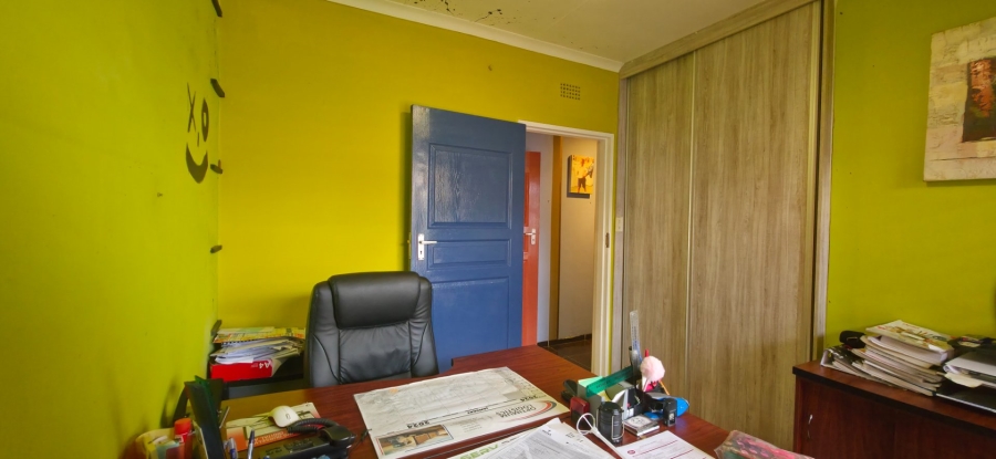 4 Bedroom Property for Sale in Brackendowns Gauteng