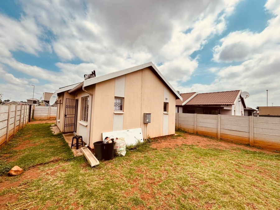2 Bedroom Property for Sale in Sky City Gauteng
