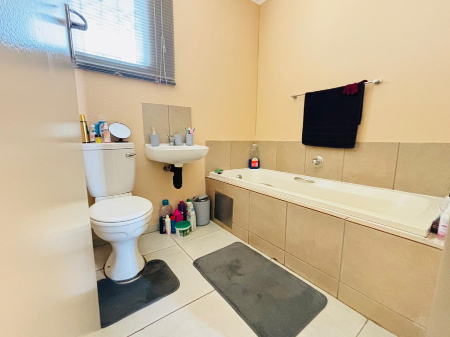 2 Bedroom Property for Sale in Sky City Gauteng