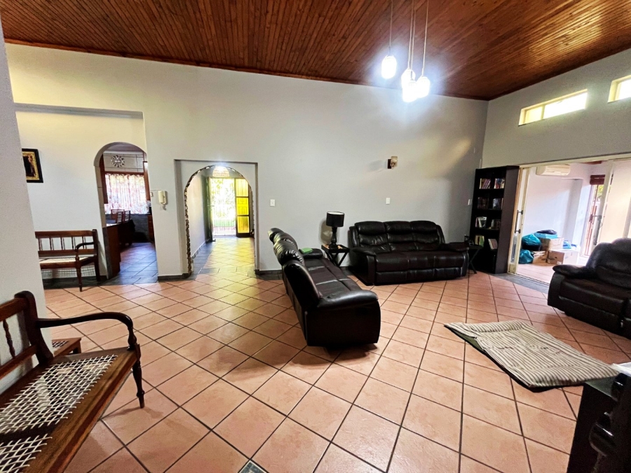 4 Bedroom Property for Sale in Wierda Park Gauteng