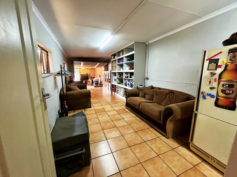 4 Bedroom Property for Sale in Wierda Park Gauteng